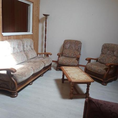 Hebergement Pour 2 Personnes,1 Chambres, Salon, Salle A Manger, Grand Garage Possibilite D'Un Lit 1 Personne Supplementaire Pour 15 Euros Sancoins Zewnętrze zdjęcie